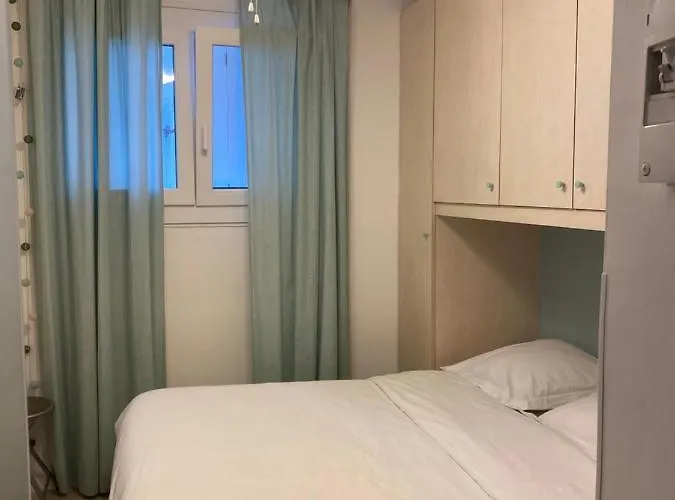 Nid Douillet Sur La Cote D\'Azur